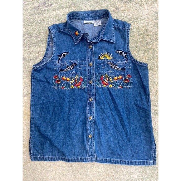 Cabin Creek Top Blue Denim Women Size M Sleeveless Embroidery Dolphin Blouse - Picture 1 of 7